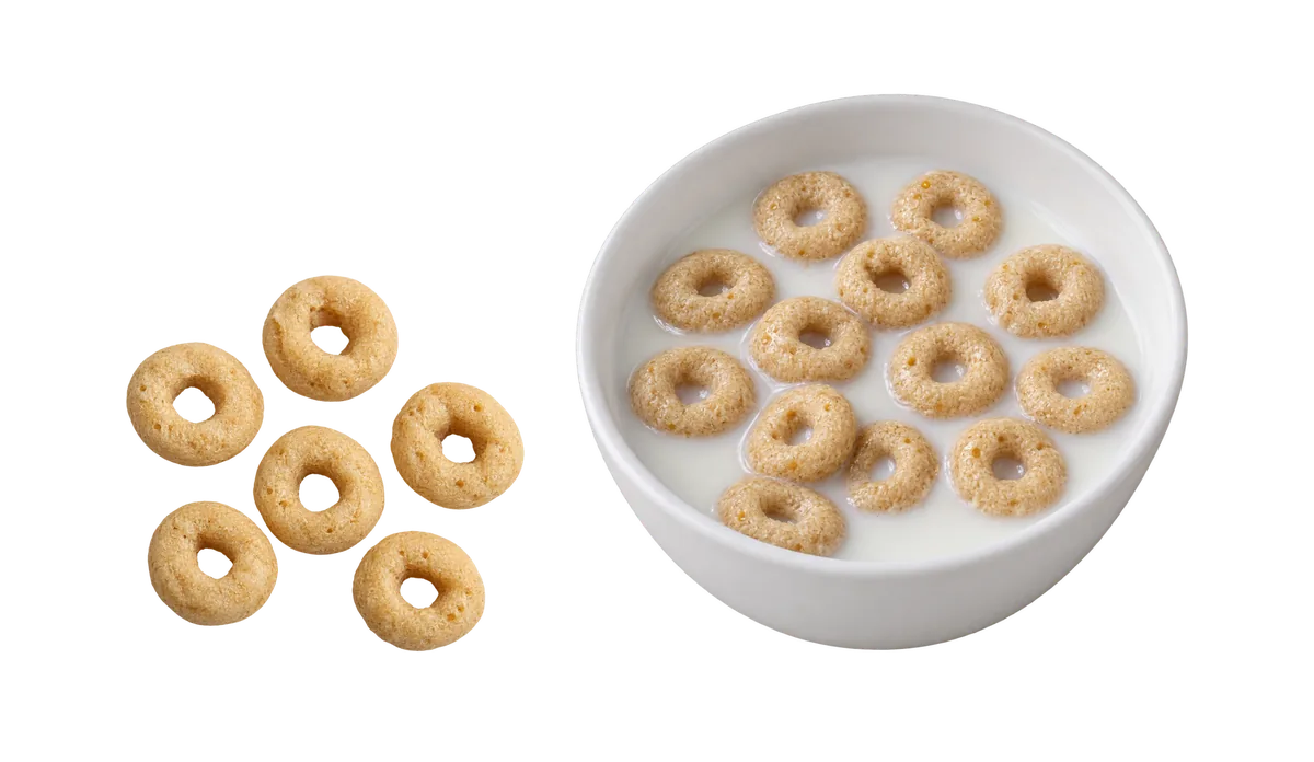 Oat Cereal Rings, 12 months and up: 1, Dry, as a finger food; 2, With whole milk and a spoon