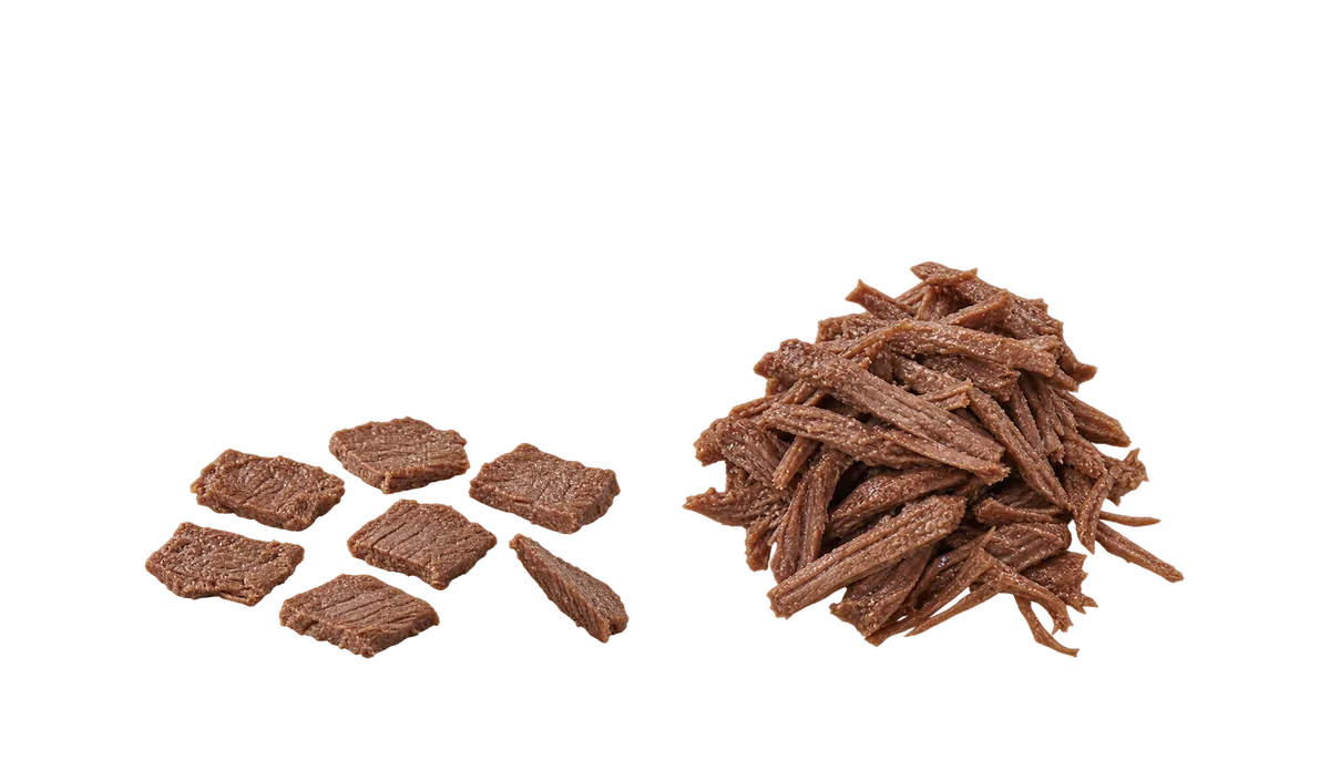 Steak, 18 months until age 4: 1, Tender thin pieces, about 1 cm; 2, Fine shreds