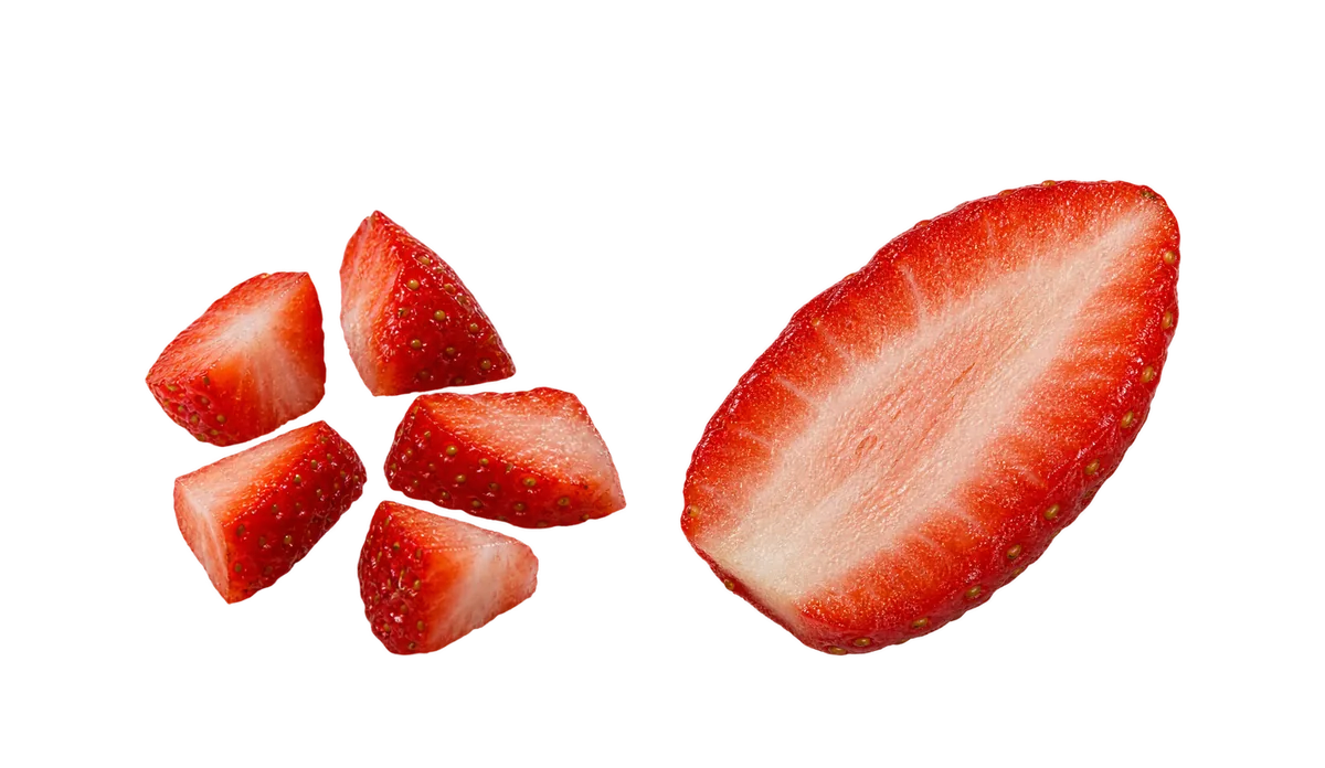 Strawberries, 12 months until age 4: 1, Quartered, cut into 1 cm pieces; 2, Sliced thin